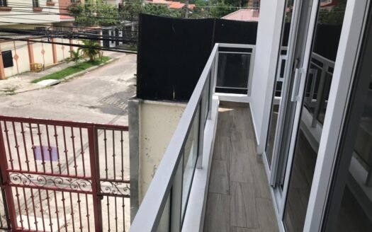 Townhouse en Jardines del Valle con Financiamiento Disponible