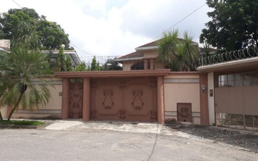 SE VENDE CASA EN COLONIA TREJO, SAN PEDRO SULA