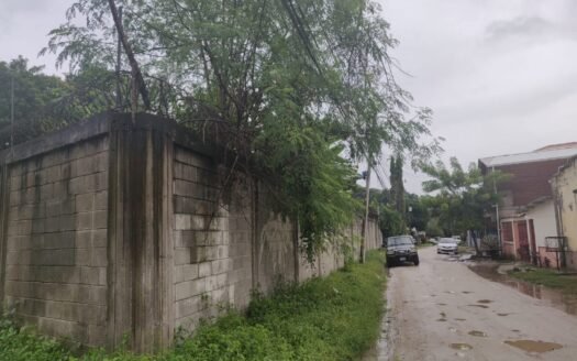 VENTA DE TERRENO UBICADO EN RESIDENCIAL LA AMISTAD